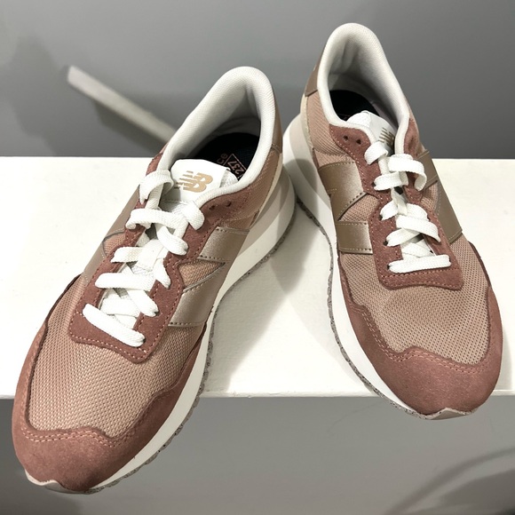 🌻🆕LAST ONE!!! NEW BALANCE 237 Womens Retro Sneaker-Copper/Silver-SIZE 7.5 - Picture 12 of 14